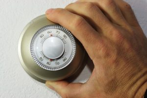 old-manual-dial-thermostat